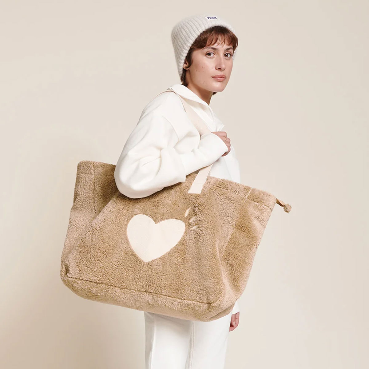 Cabas Coeur en Moumoute - Beige