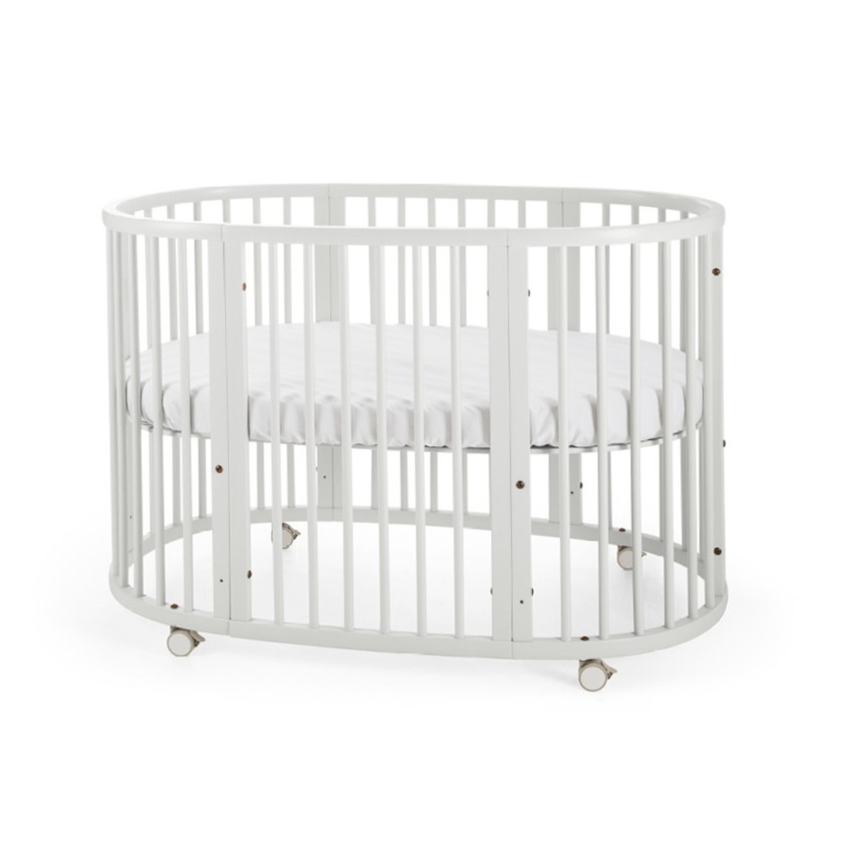 Stokke Lit Sleepi Blanc Lit Bebe Stokke Sur L Armoire De Bebe