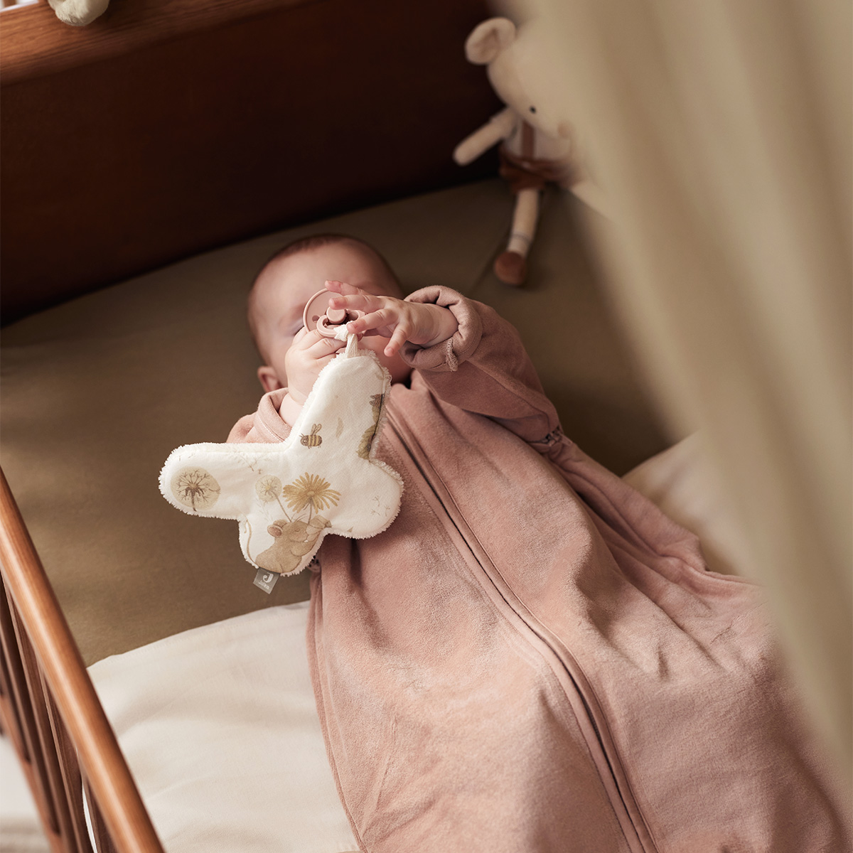 Drap-housse pour lit bébé jersey 60x120 cm de Jollein