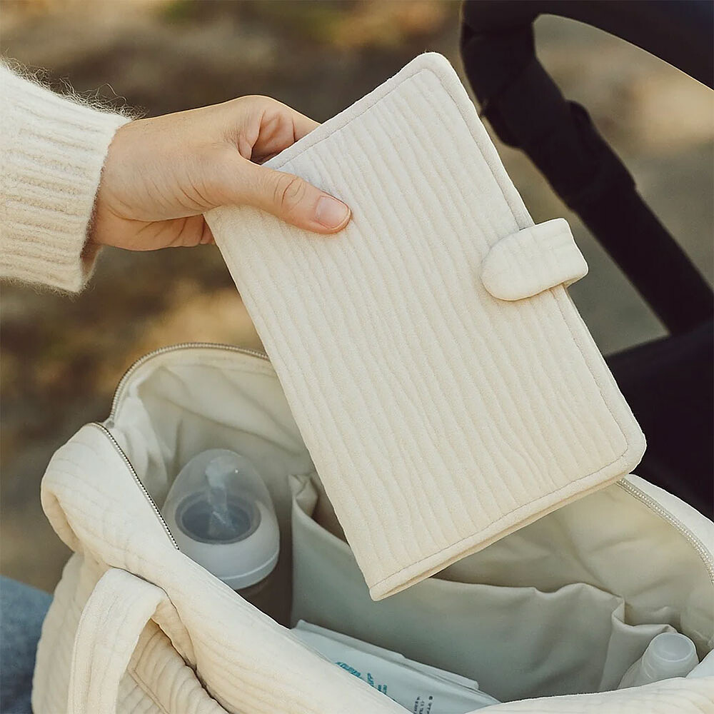 Protège-carnet de Santé Wavy - Crème BEBEL