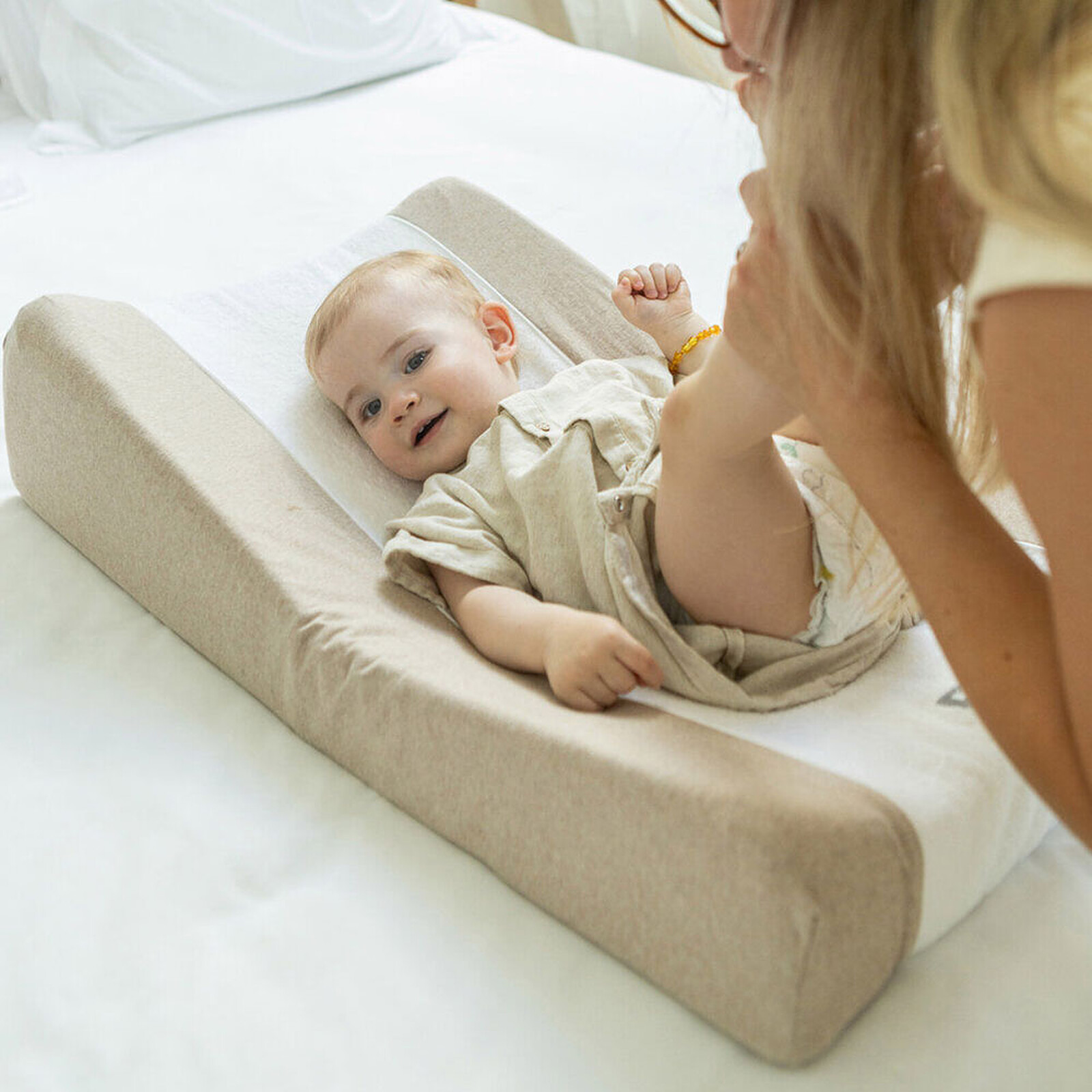 Matelas et housse à langer