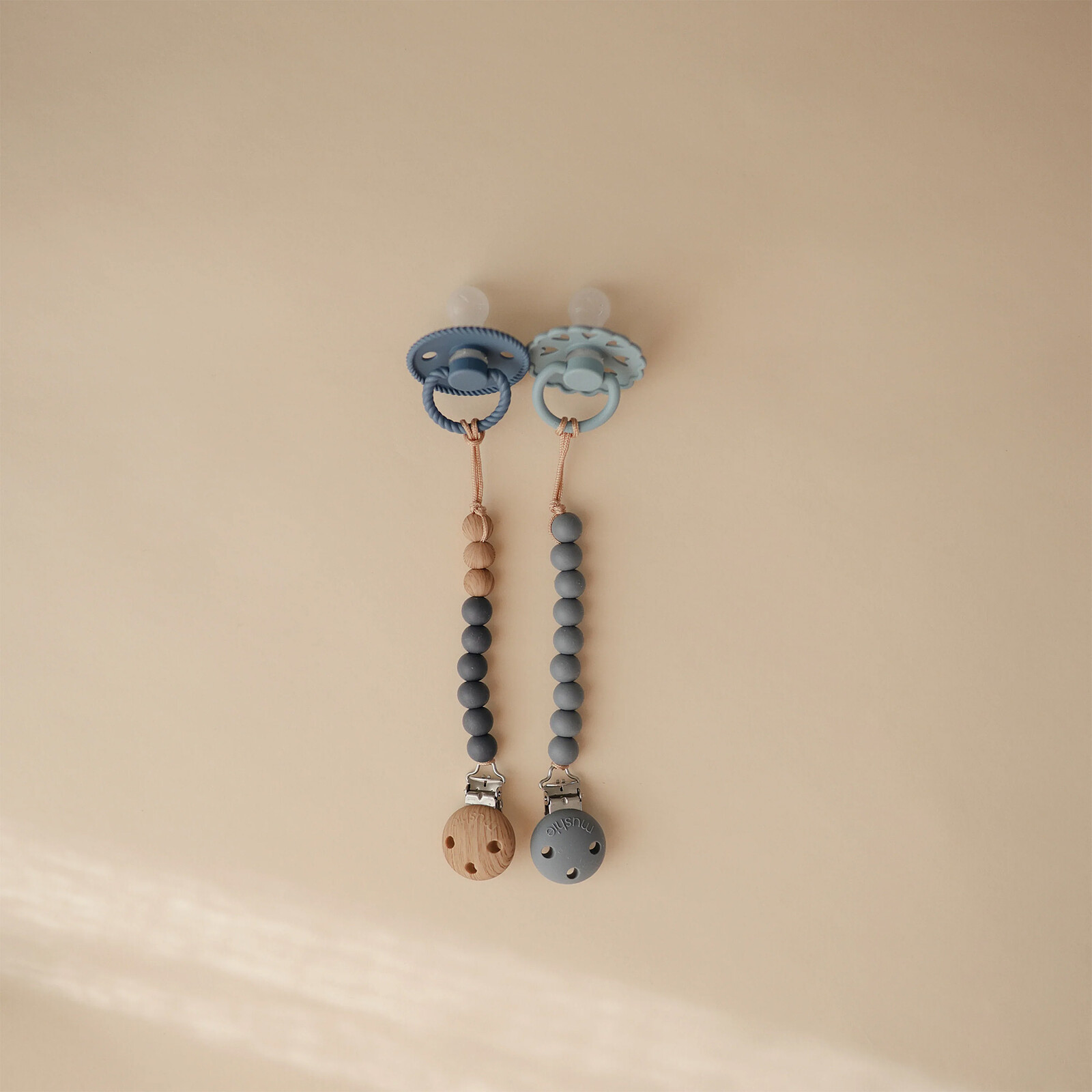 Attache Tétine Hera - Tradewinds mushie