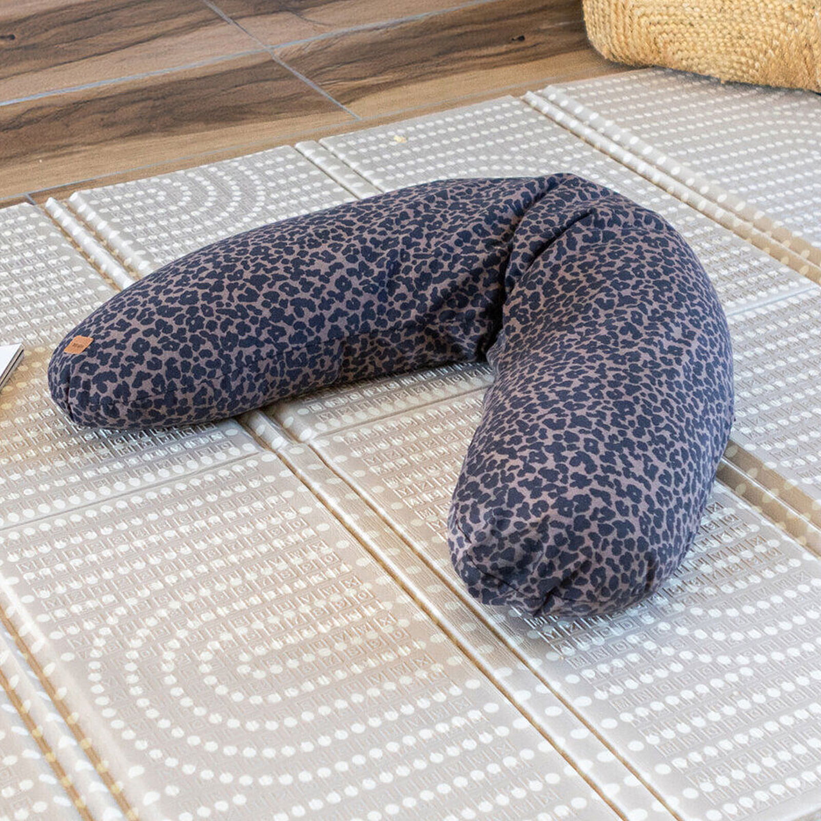 Coussin d'Allaitement Big Flopsy Jersey - Leopard BÉABA
