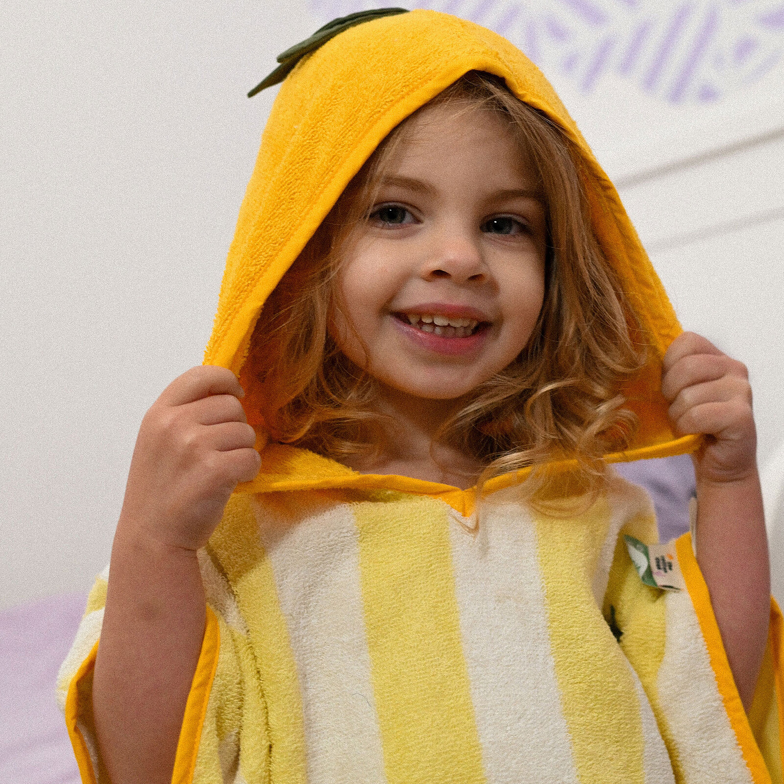 Poncho de Bain - Pedro Pear The Cotton Cloud