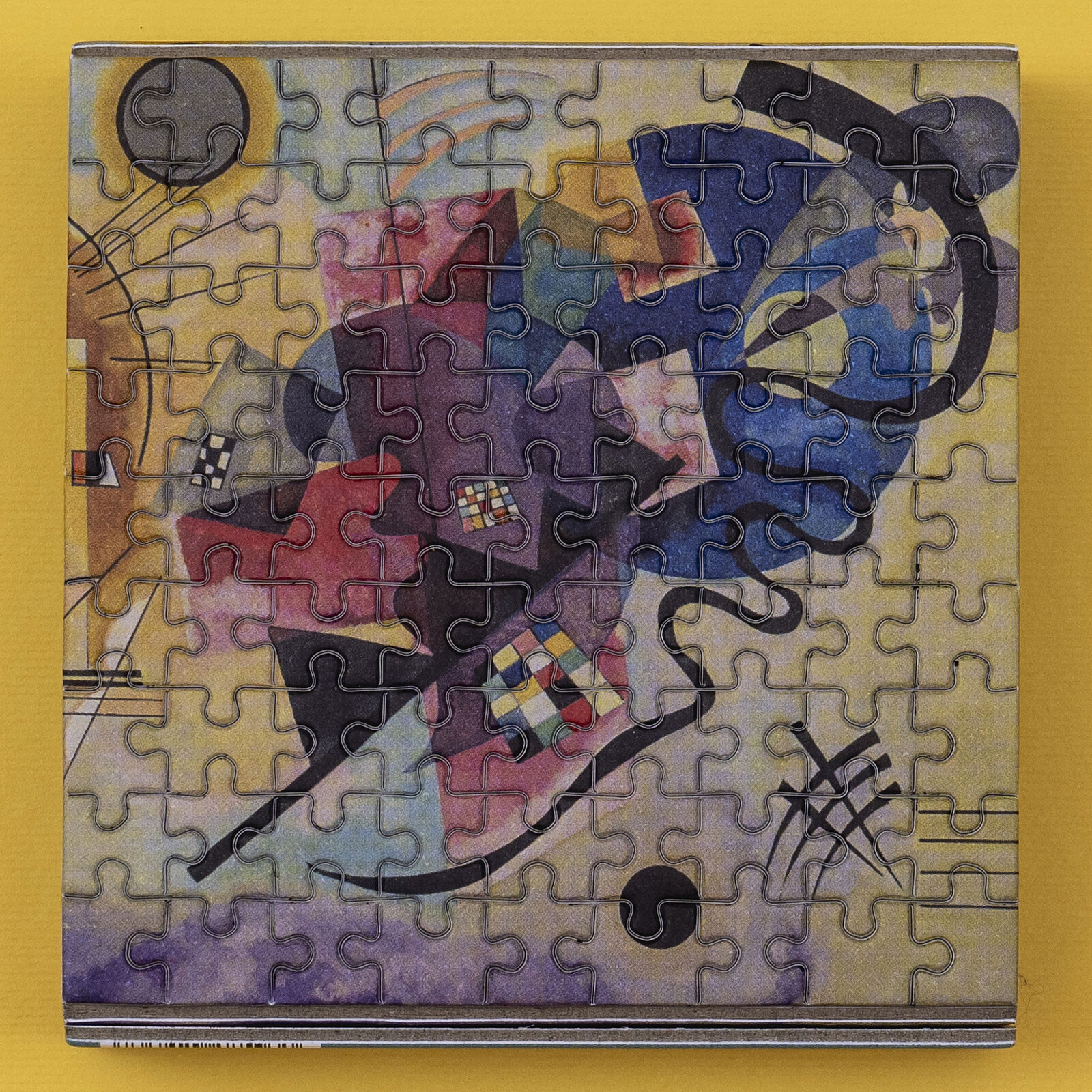 Avis Micropuzzle Zoom 150 Pièces - Kandinsky Jaune-Rouge-Bleu