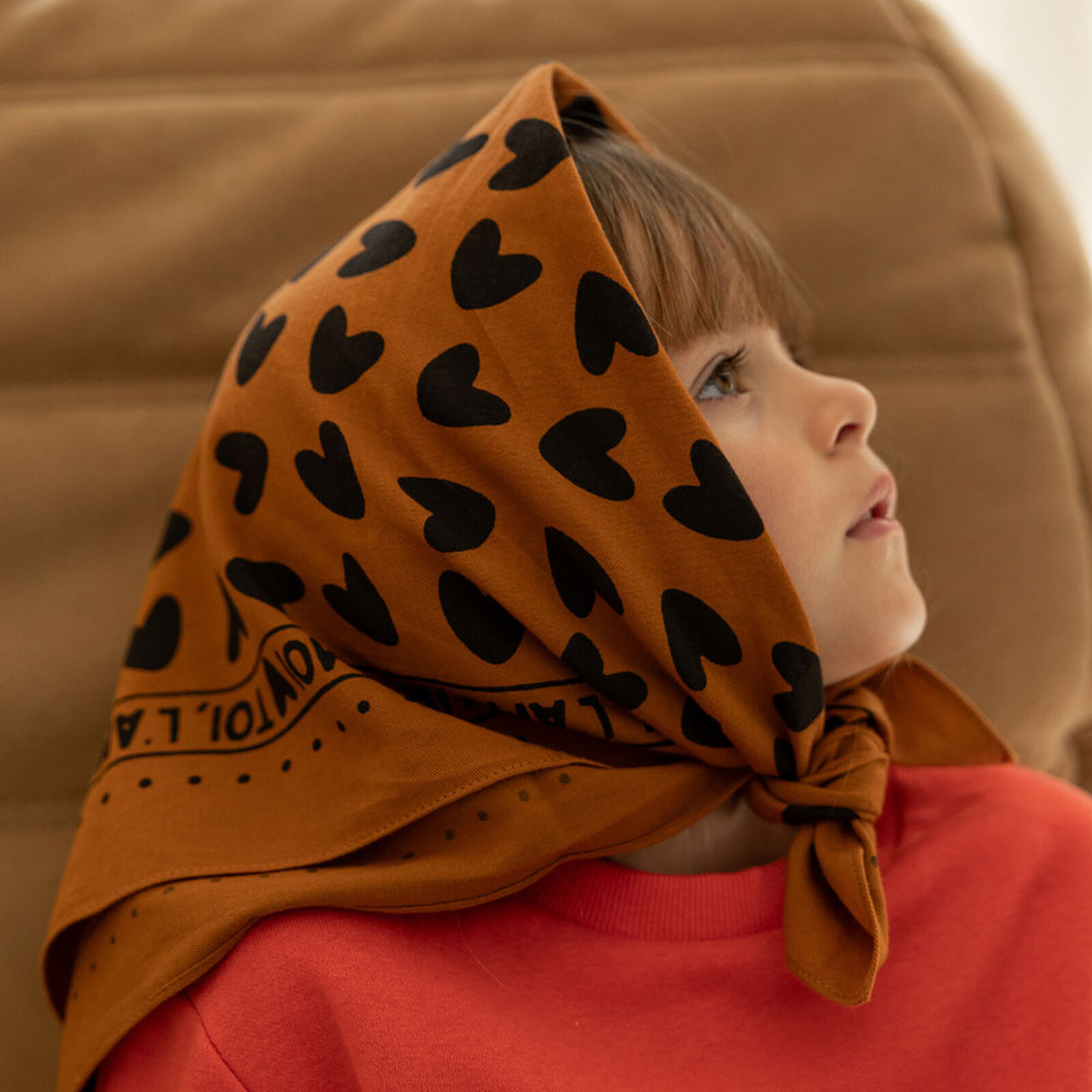 Achat Foulard Enfant - Marron Coeurs Noirs