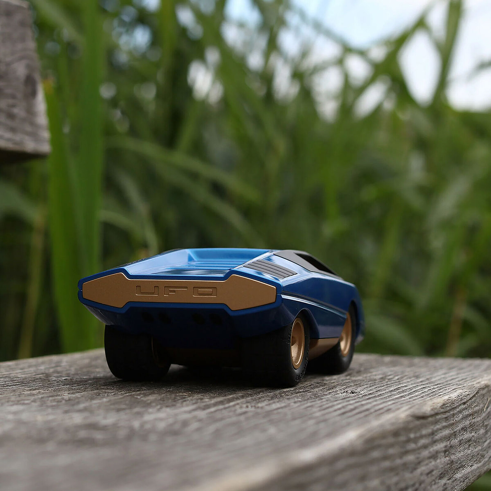 Voiture UFO Leonessa - Bleu pas cher