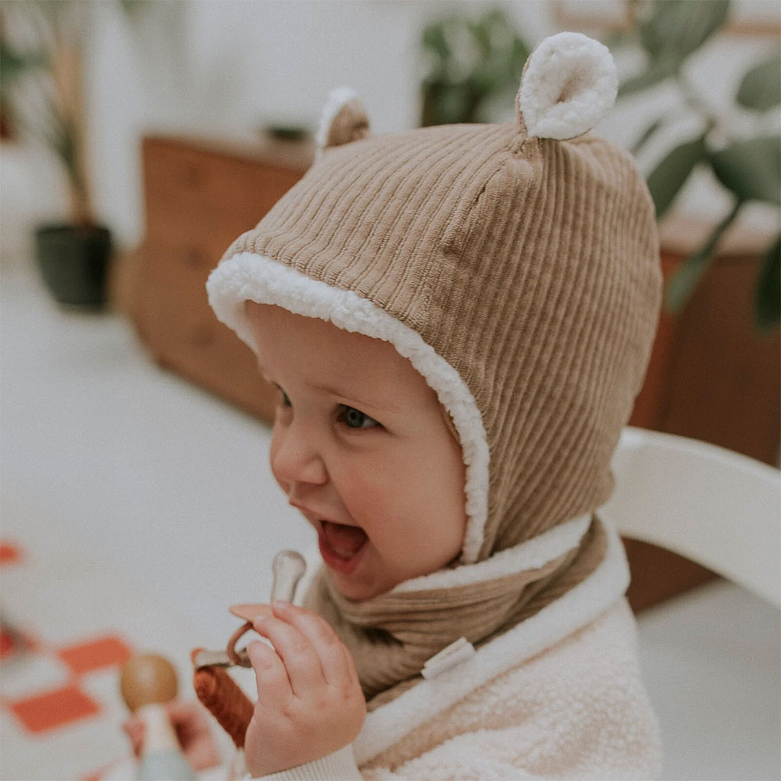 Avis Bonnet Velours Taupe - 0/3 Mois 