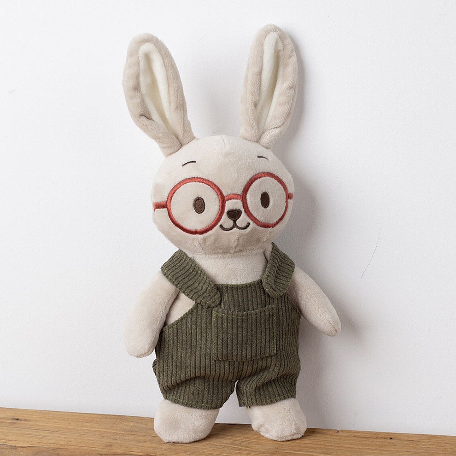 Peluche Louis le Lapin et sa Combinaison Les Petites Choses