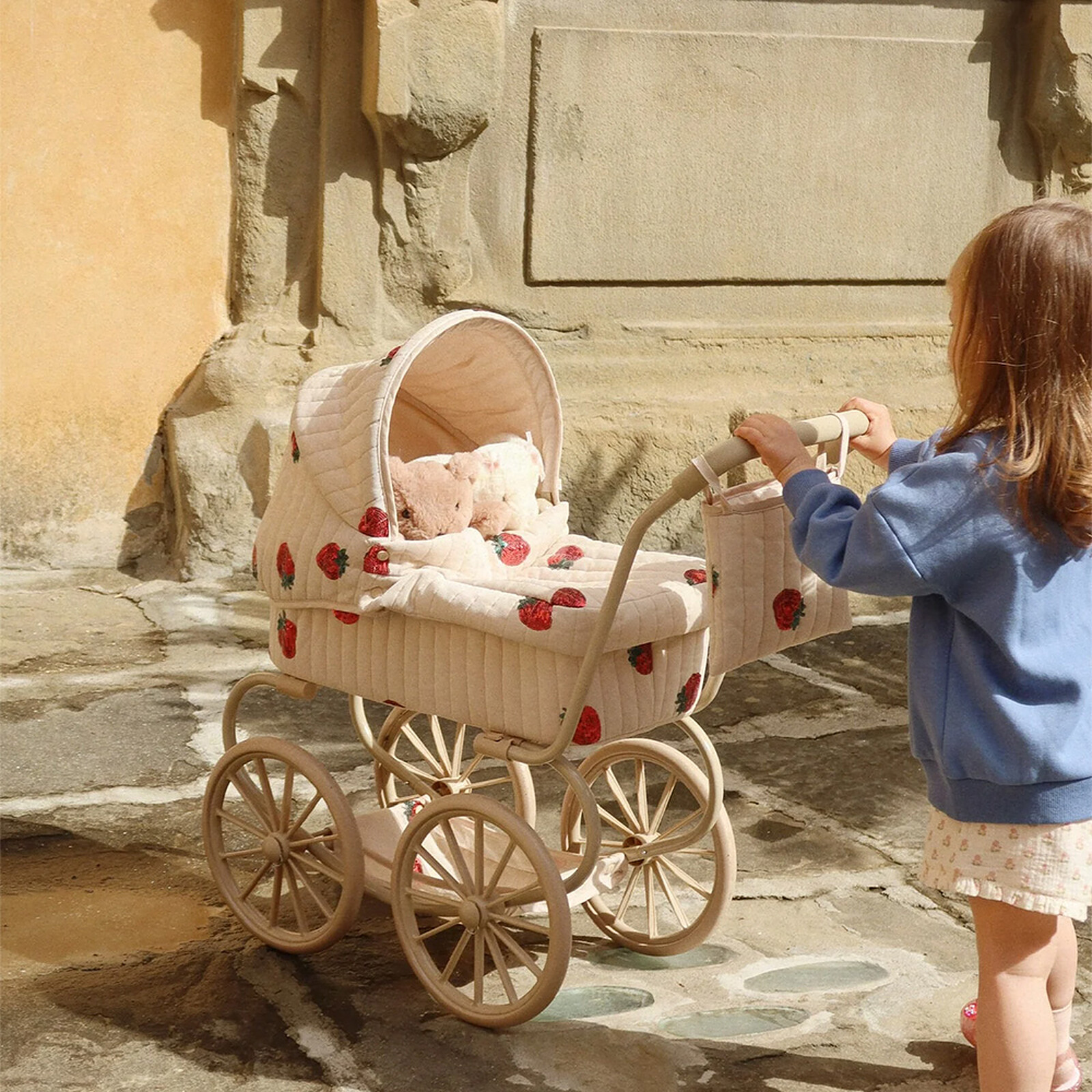 Landau pour Poupée Minnie - Strawberry pas cher