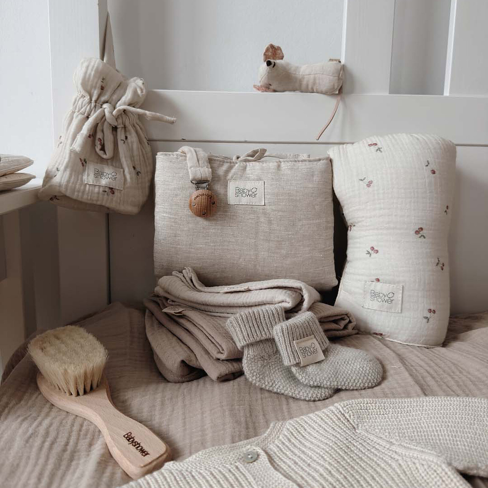 Matelas et housse à langer