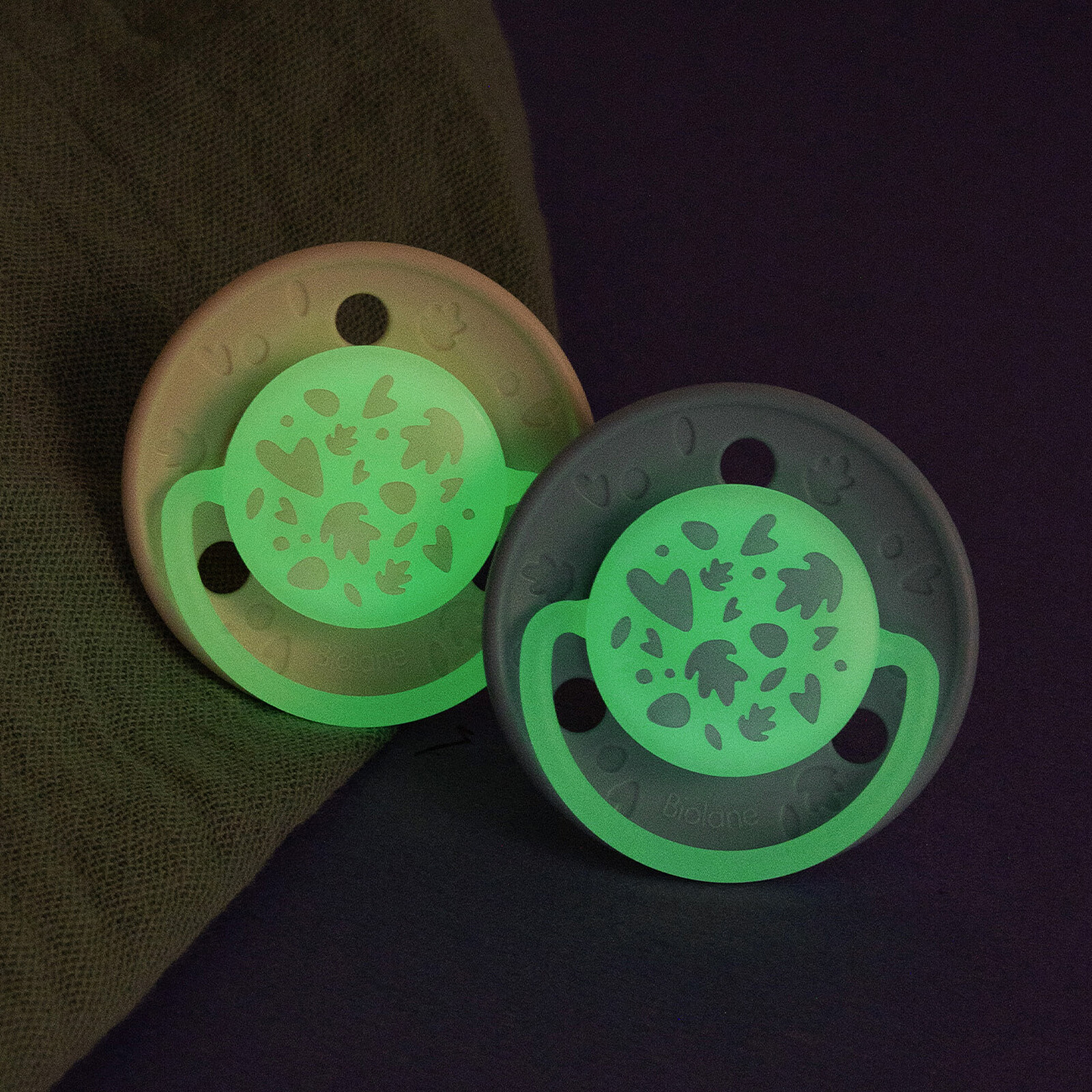 Lot de 2 Sucettes Rondes Nuit Bleu et Beige - 6 Mois + Biolane