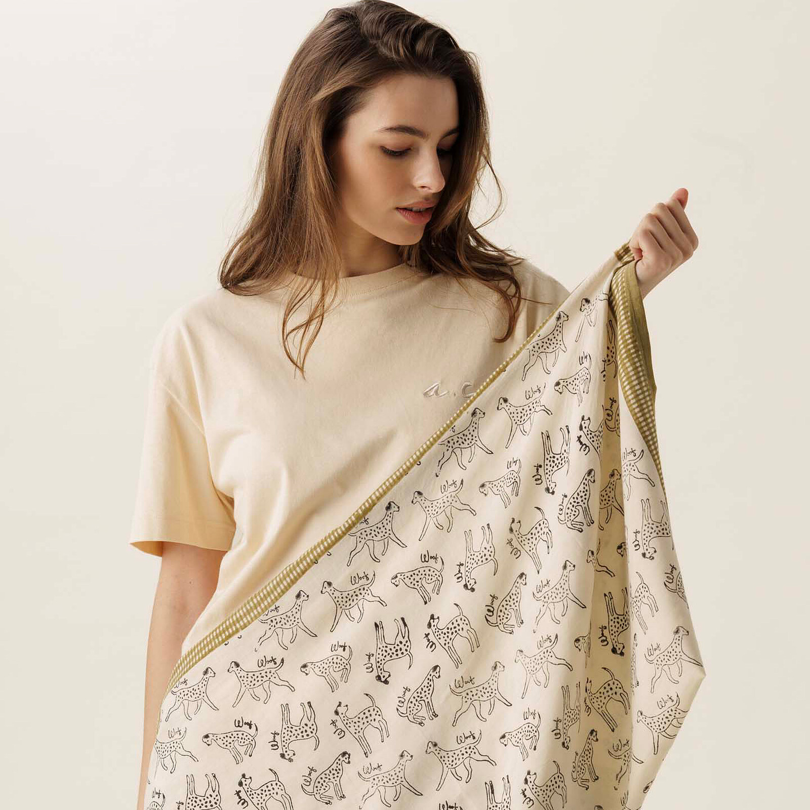 Avis Big Foulard Latika Pongo - Macadamia