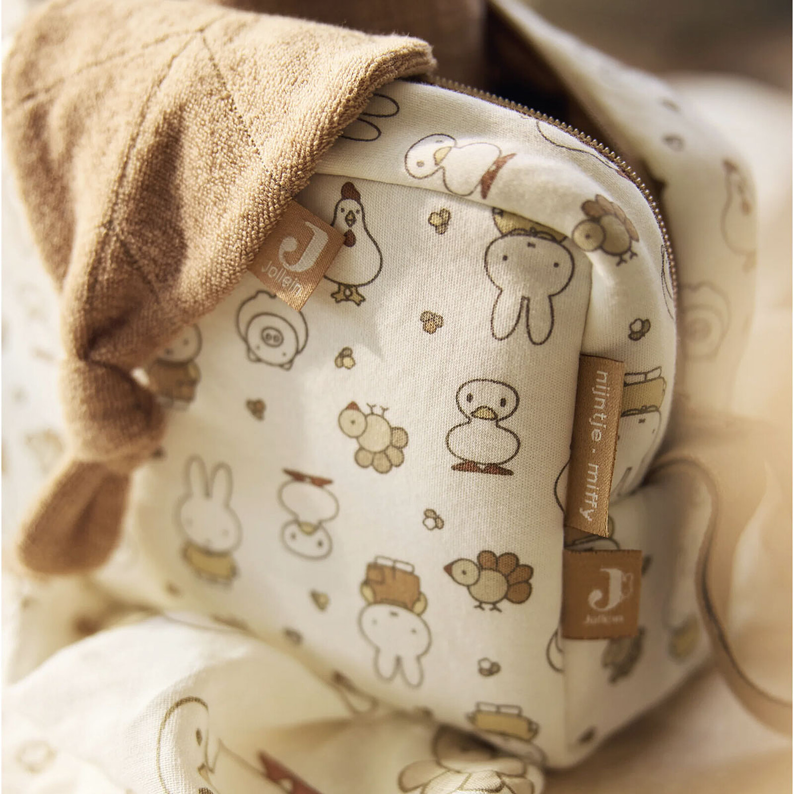 Avis Trousse de Soin - Miffy Family Farm