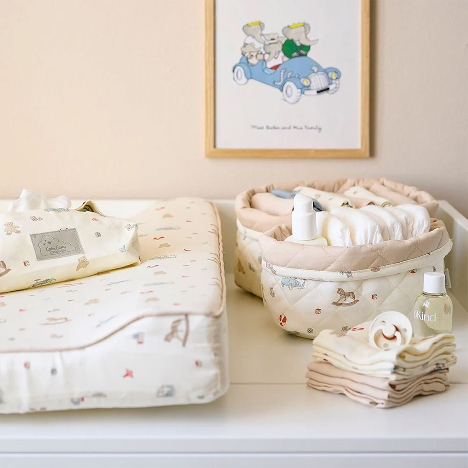 Matelas et housse à langer