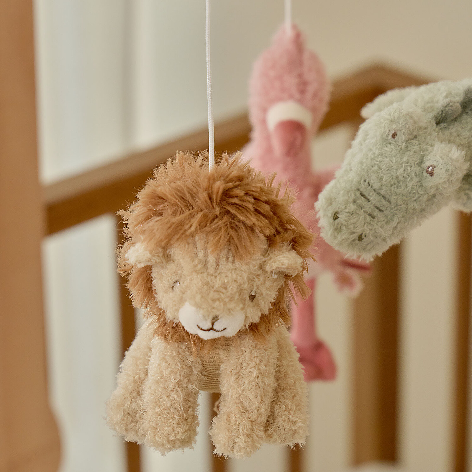 Mobile Musical en Bois - Safari Friends Little Dutch