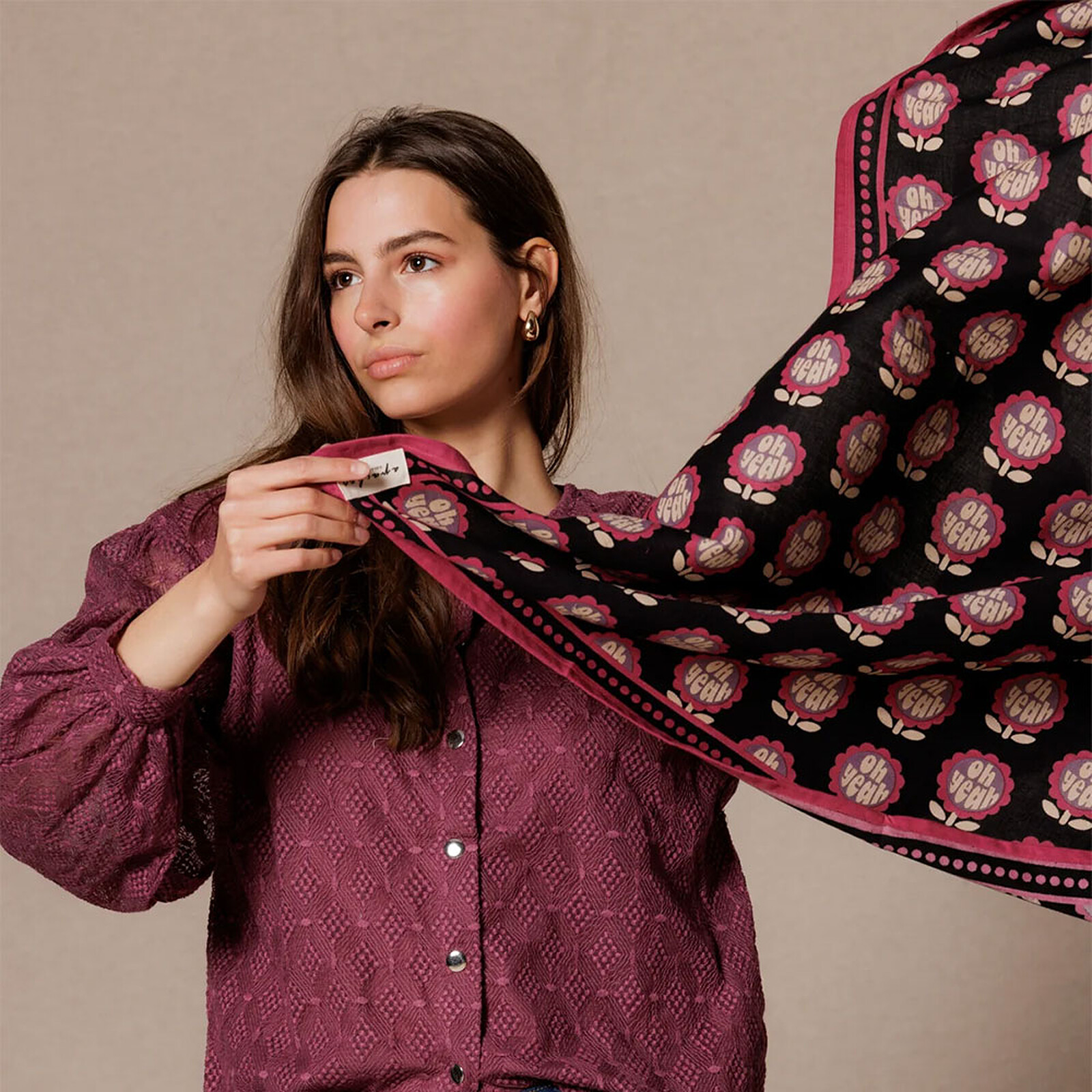 Big Foulard Latika Yeah - Coal Apaches