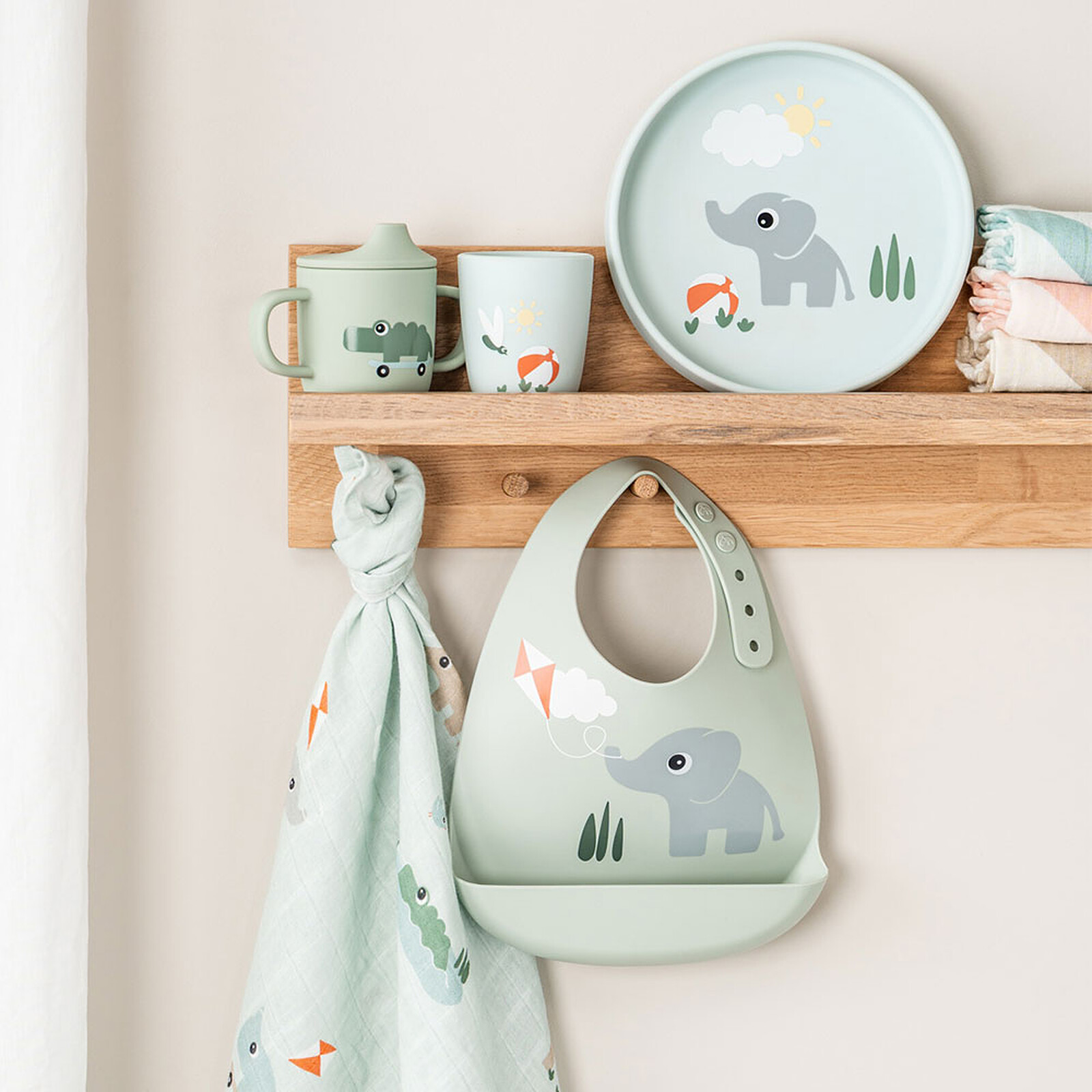 Avis Lot de 2 Bavoirs Silicone - Playground Multicolore