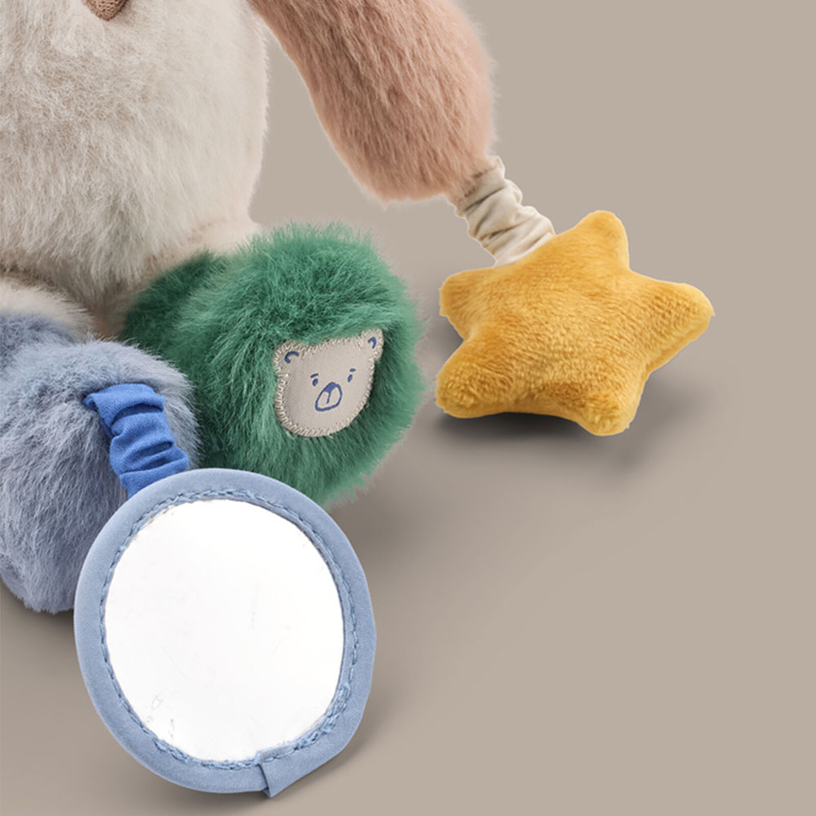 Avis Petit Jouet d'Activités Lapin Angelina - Sandy Multi Mix