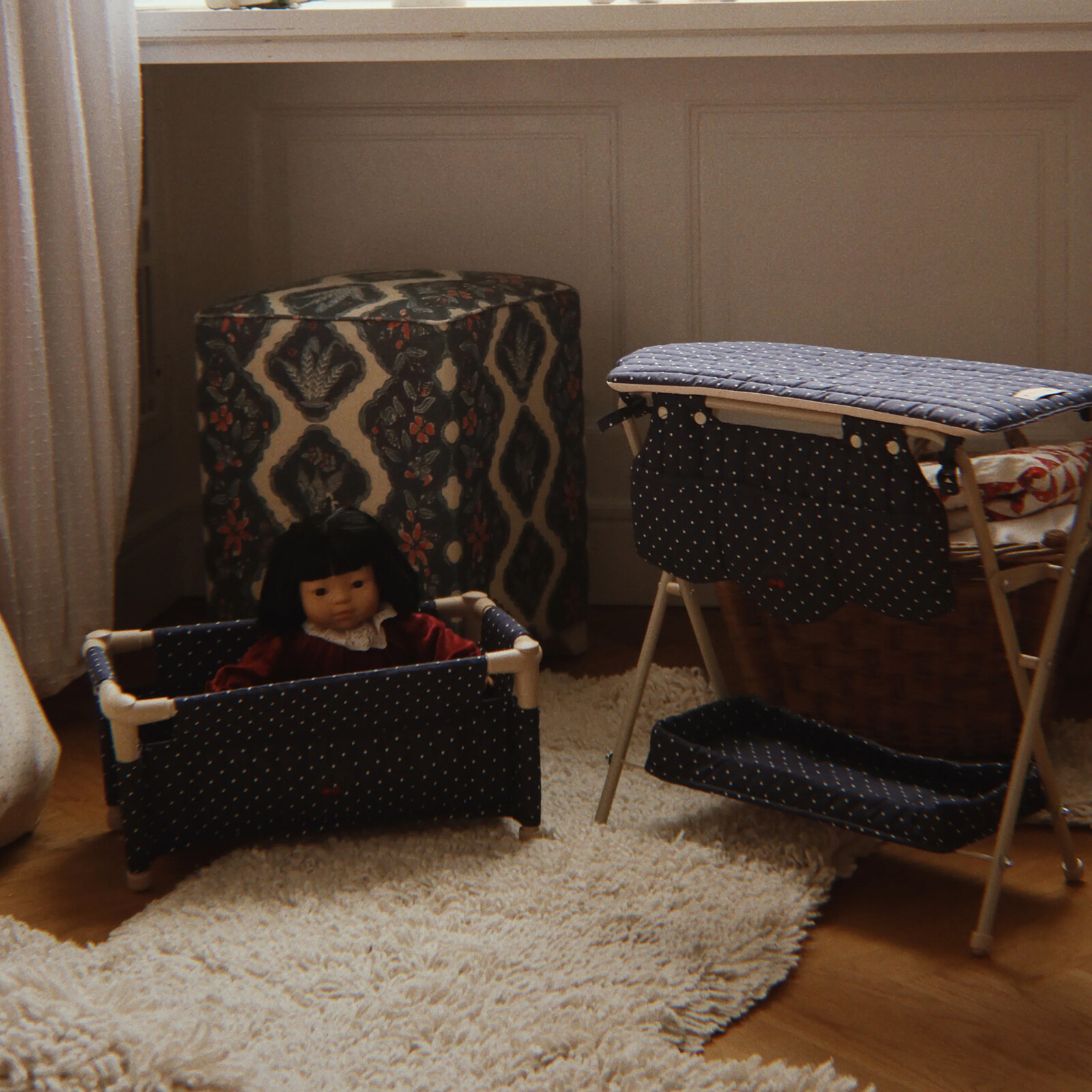 Table à Langer pour Poupée - Ditzy Dot pas cher
