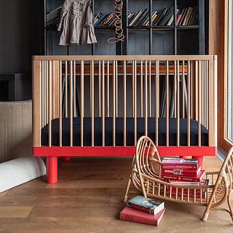 Lit Bébé Evolutif Nox Bois Naturel et Rouge - 60 x 120 cm