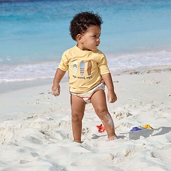 T-shirt Anti-UV Manches Courtes Planches de Surf Vanille - 2/3 Ans