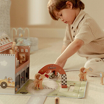 Circuit de Course en Bois