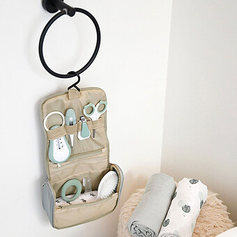 Trousse de Toilette Nomade 10 Accessoires - Sage Green