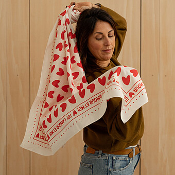 Foulard Adulte - Blanc Coeurs Rouges