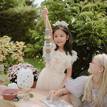 Jeu de Laçage de Perles