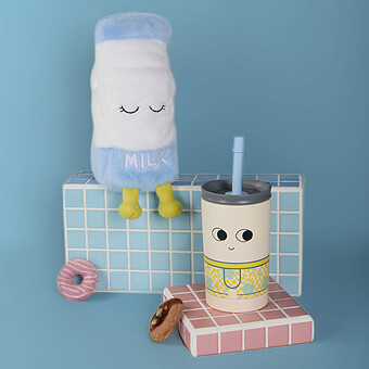 Mug Isotherme à Paille Peluche Fuzzie - Millie la Bouteille de Lait