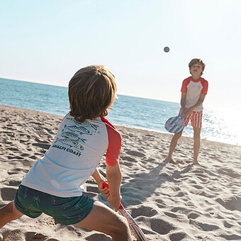 Raquettes de Plage - Catch Of The Day