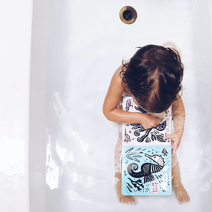 Avis Livre de Bain Color Me - Who's in The Water