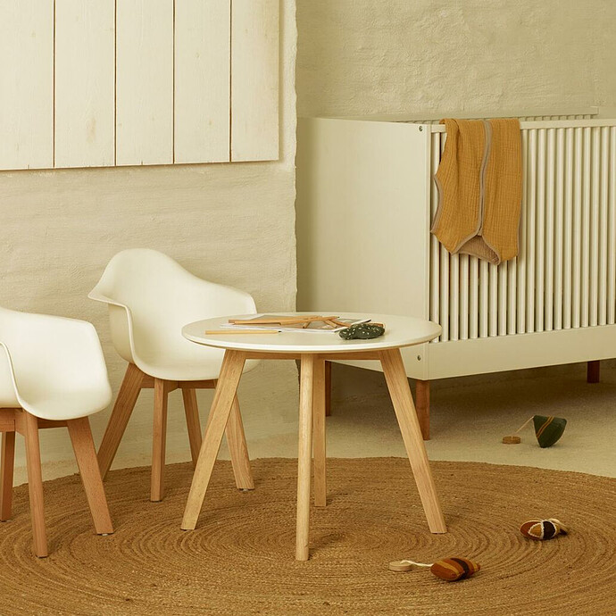 Kids Table - White Quax