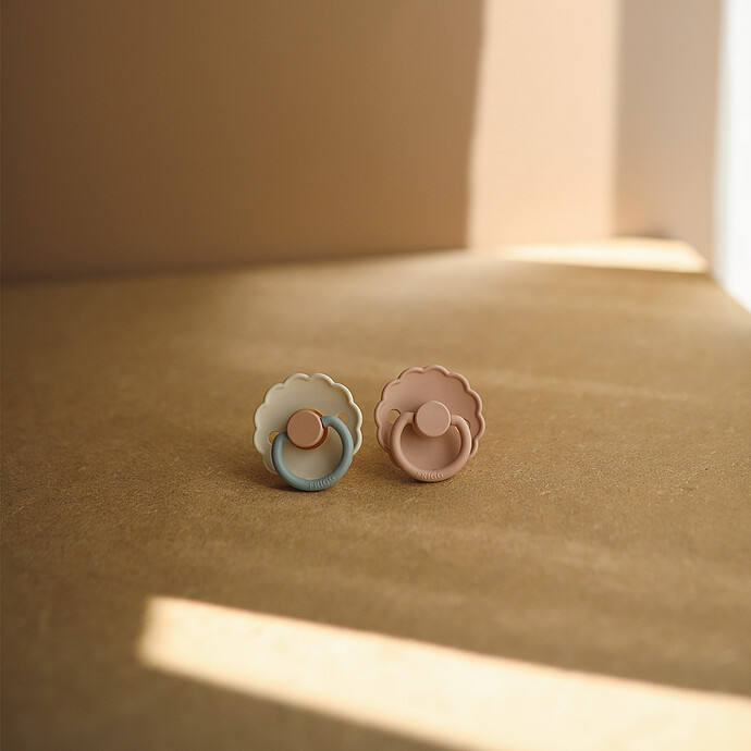 Avis Lot de 2 Tétines Daisy Bloom Caoutchouc Blush & Cotton Candy - 0/6 Mois