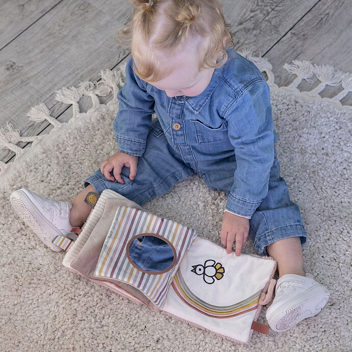 Avis Mini Livre d'Activités en Tissu Miffy - Fluffy Rose