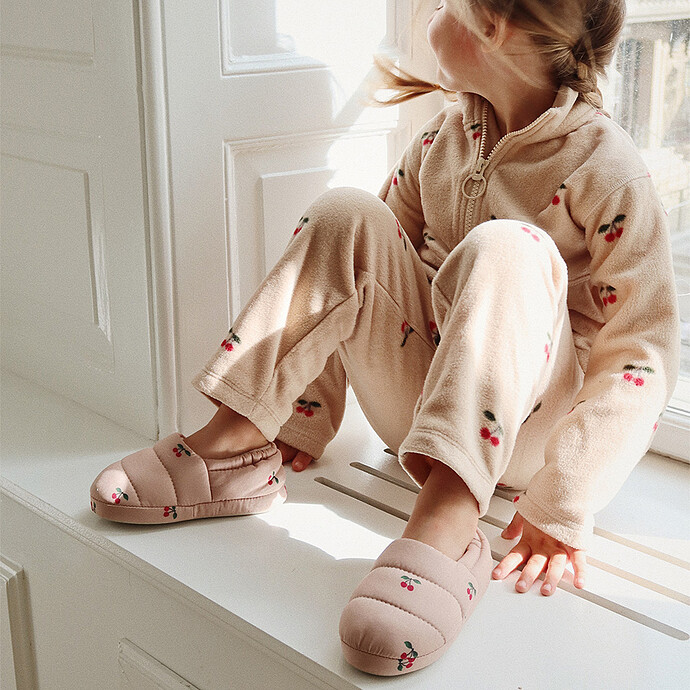 Avis Chaussons Globe Cherry Blush - 26