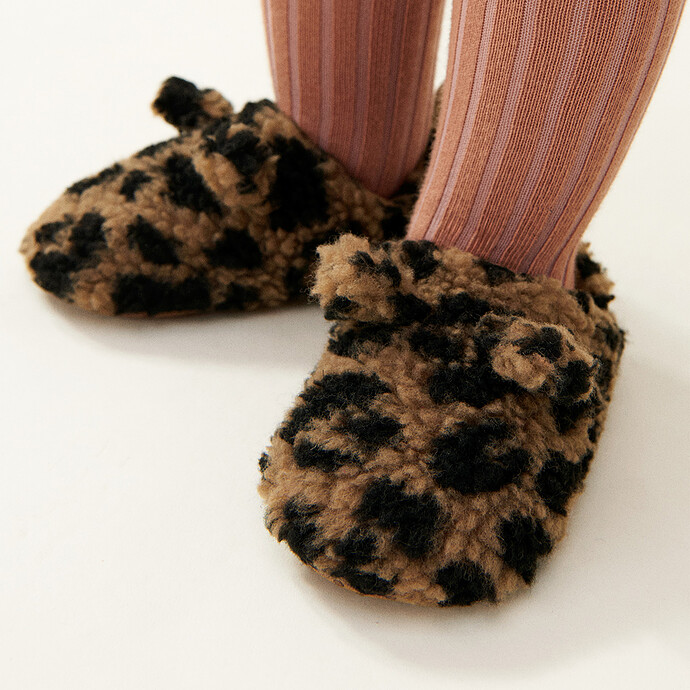 Chaussons et chaussures