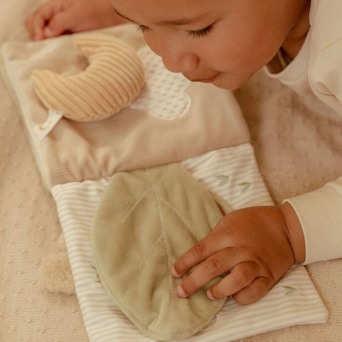 Avis Livre d'Activités - Newborn