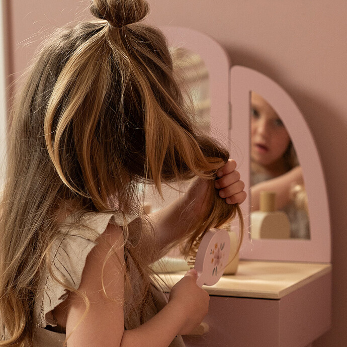 Avis Coiffeuse en Bois