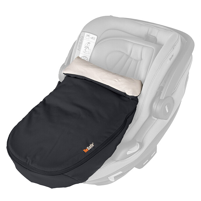 Avis Wind & Weather Cover - Black