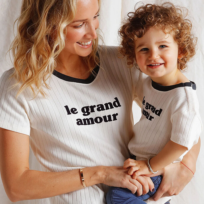 Avis T-shirt Le Grand Amour Crème Enfant - 4 Ans