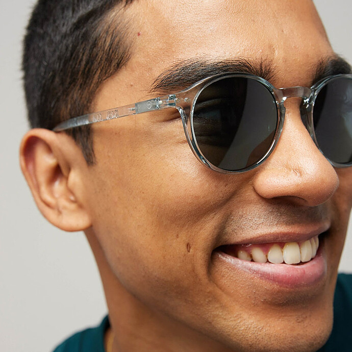 Avis Lunettes de Soleil Adulte #D - Frozen Blue