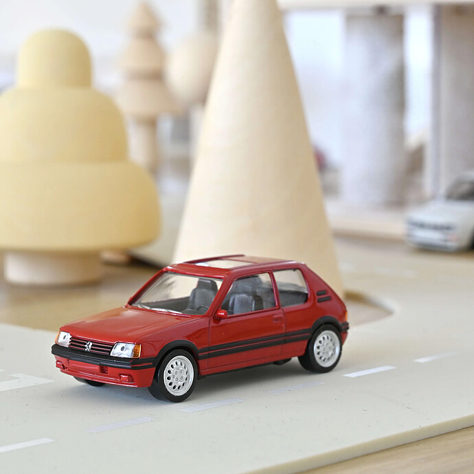 Peugeot 205 GTi 1986 Blanc Meije Jet-car 1/43 - Rouge Vallelunga Norev